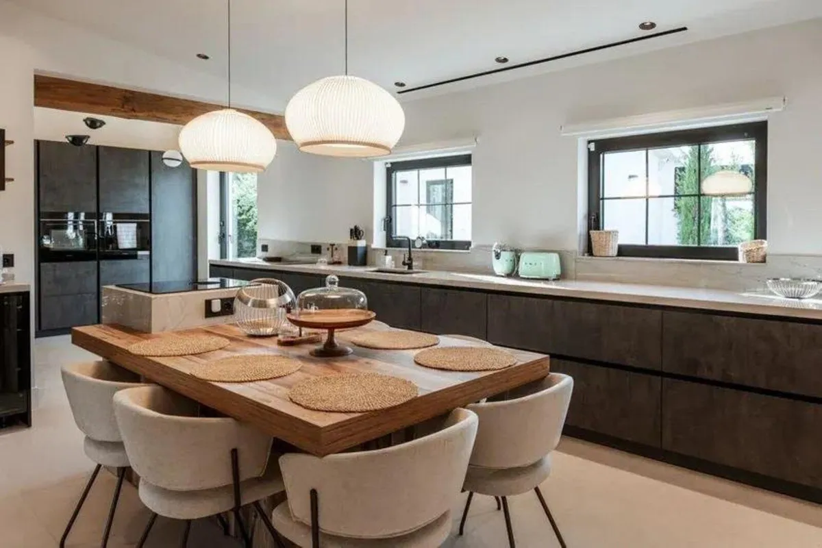 70c96801-e14e-4372-b56a-8f44f396f849