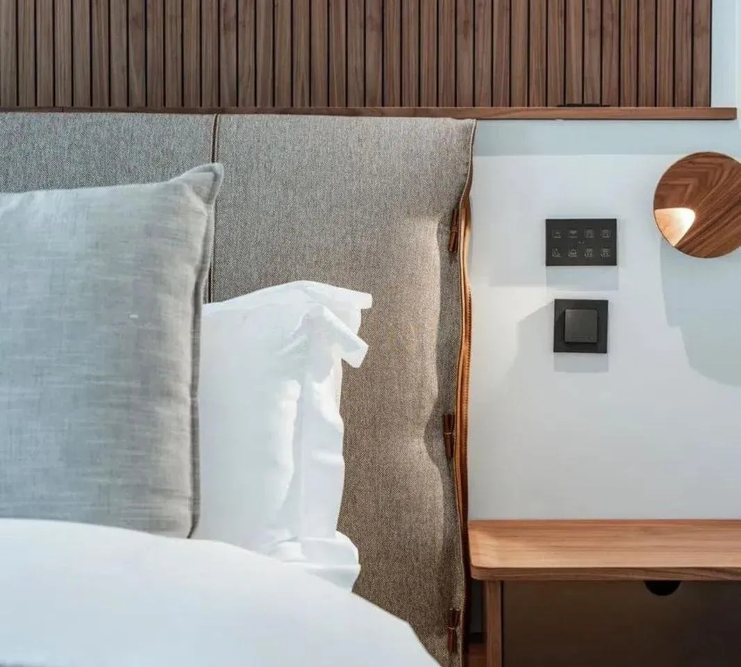 8b192d79-9c45-438c-8ac2-32cbd4cb0e9e