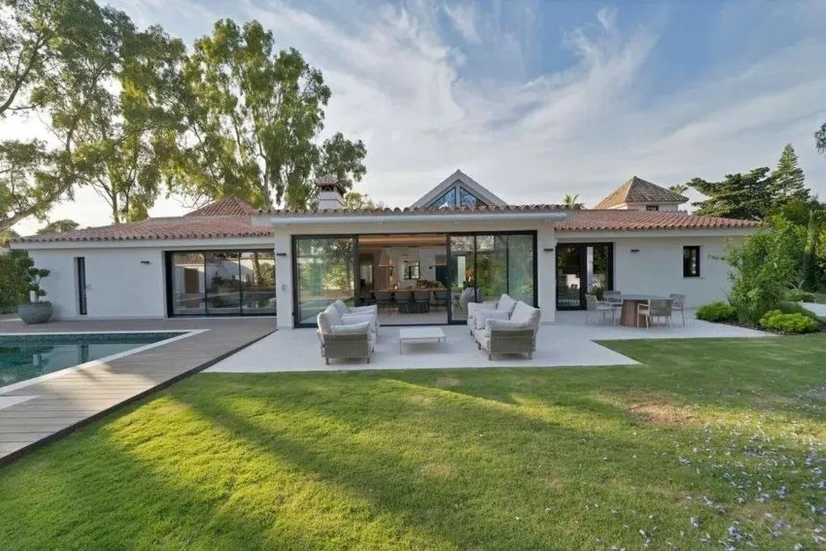 8d8e890e-ca3b-4094-91a6-54a2eb290527