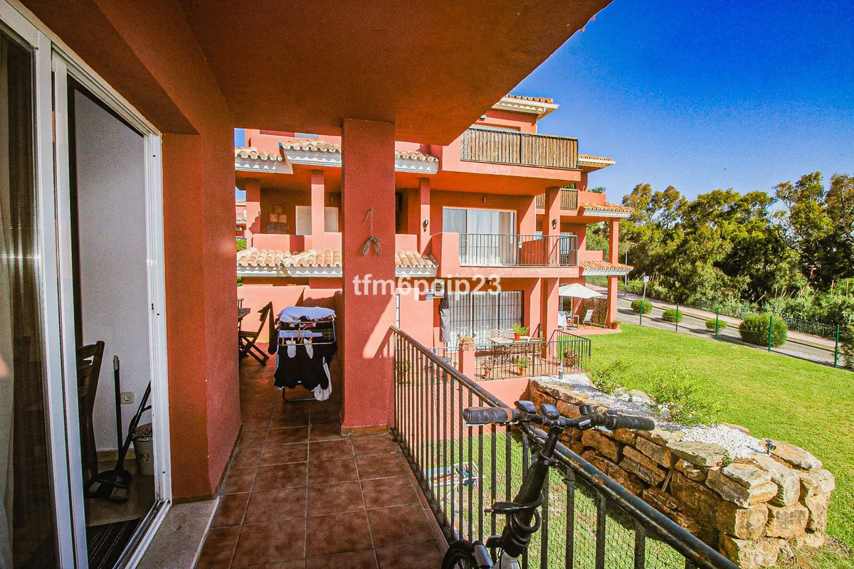 4cd655f9-6ff9-4dd8-a2e8-63301744b5a7