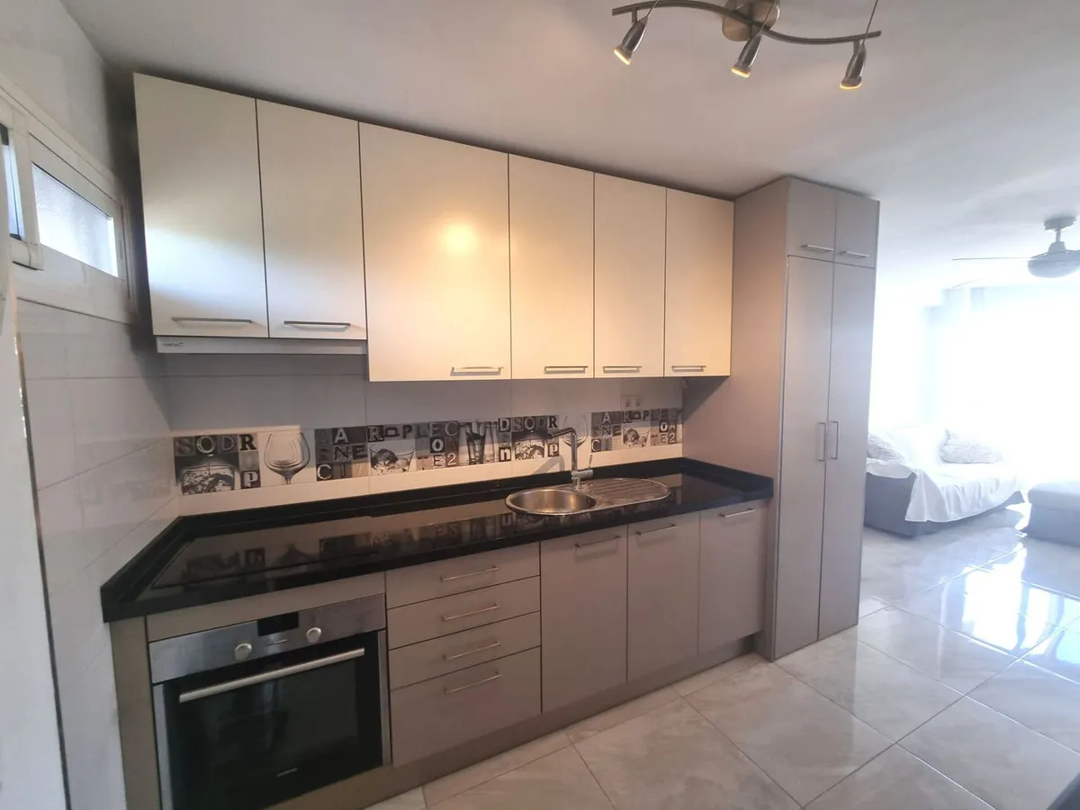 7a969249-cdcd-47ec-9118-7853369985f9