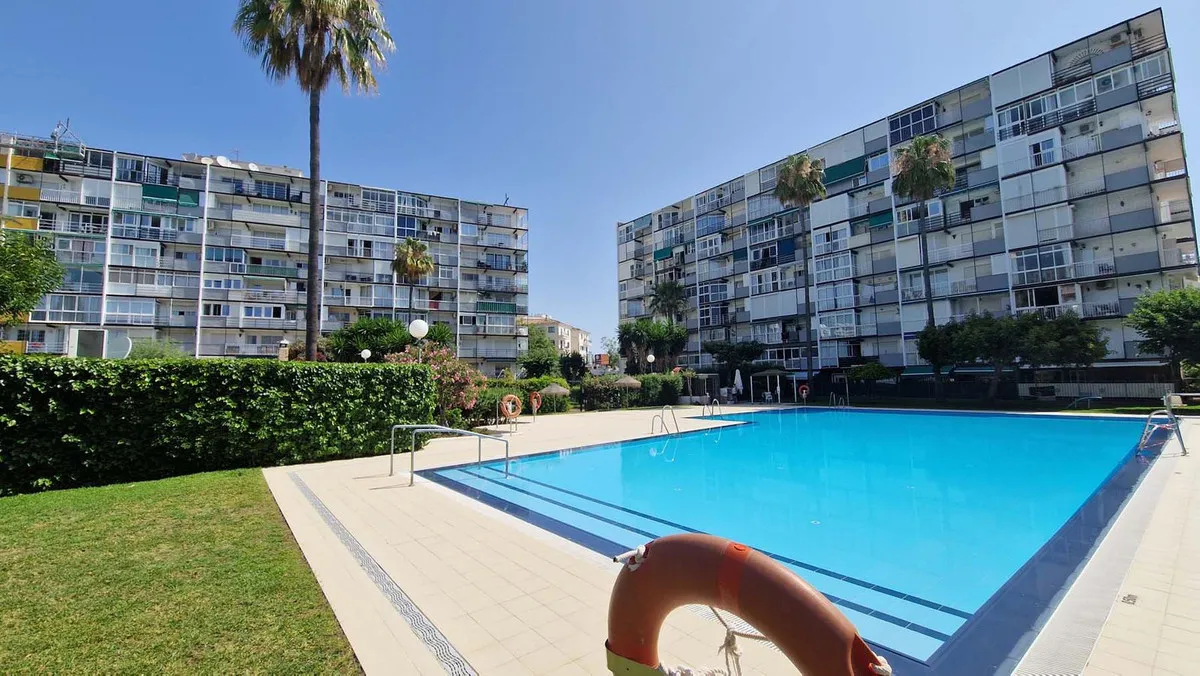 b2da35bd-9592-44ec-bc55-5e28090a6ac6