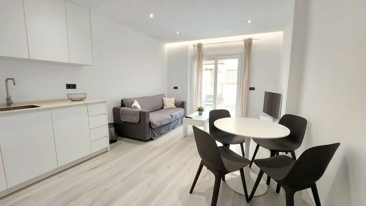 eb82a89b-6958-4498-a290-cba29146fe33