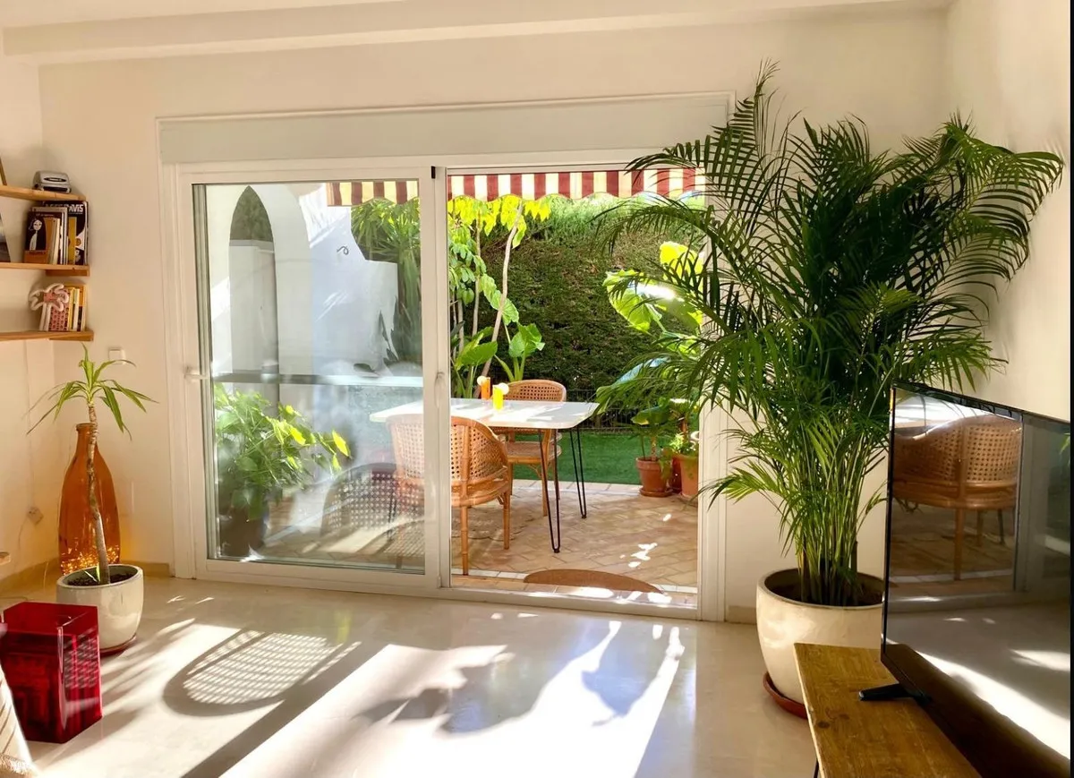 24232f70-d88a-46c5-b4ae-c9ec0a87b6d6