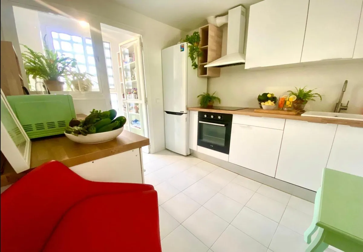 557fbdca-e5e3-4d96-94af-a01d95c9afa1