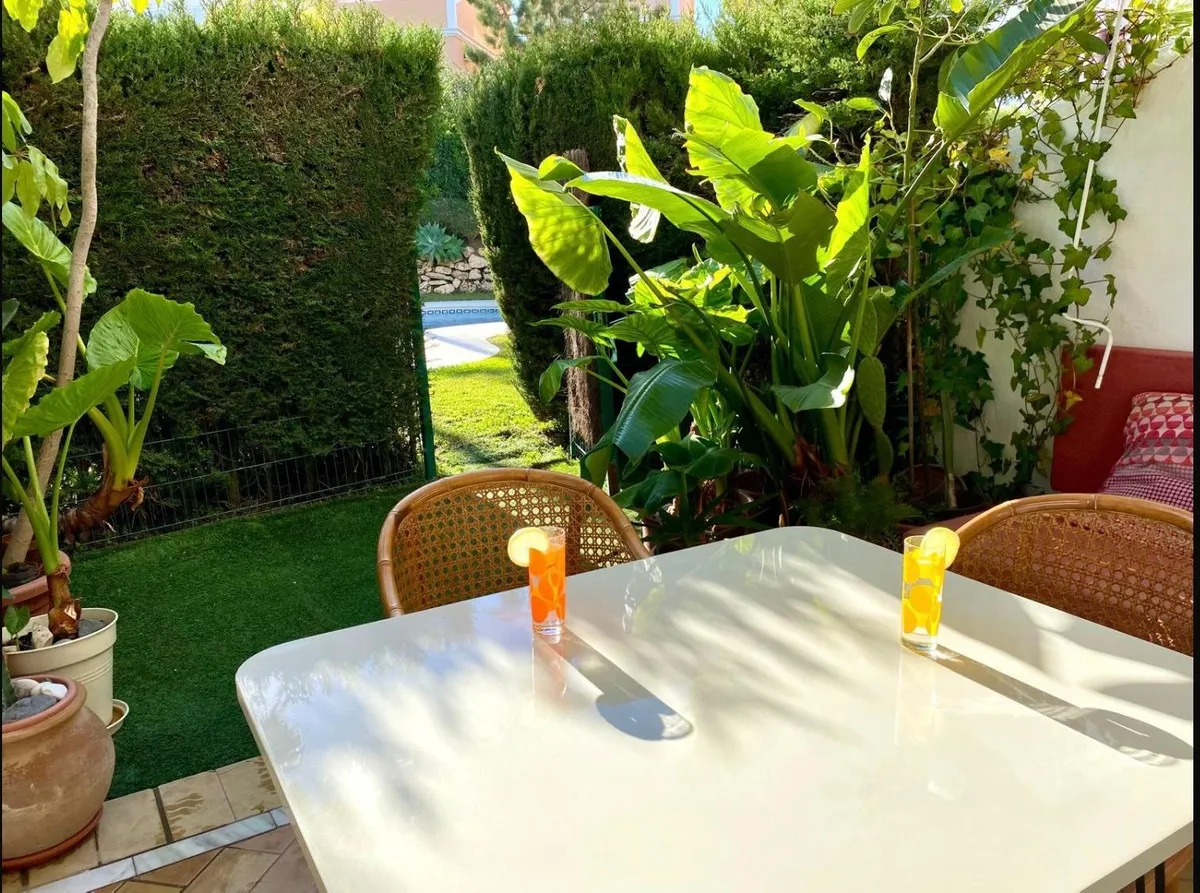 d1d605a3-3005-4e0c-8dbd-566ec39744f9