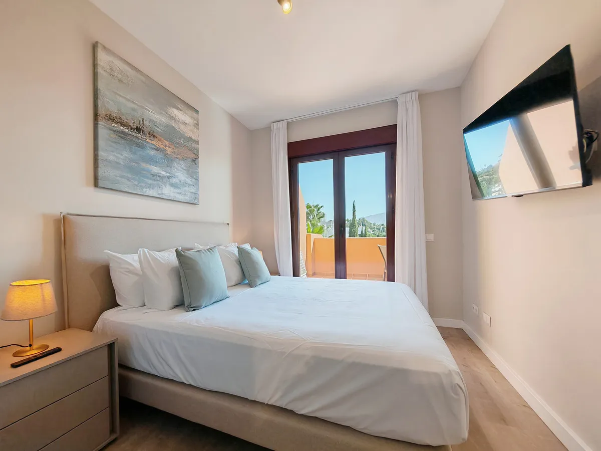 a60efd86-7aa8-4e05-aeab-86273ceaa6db