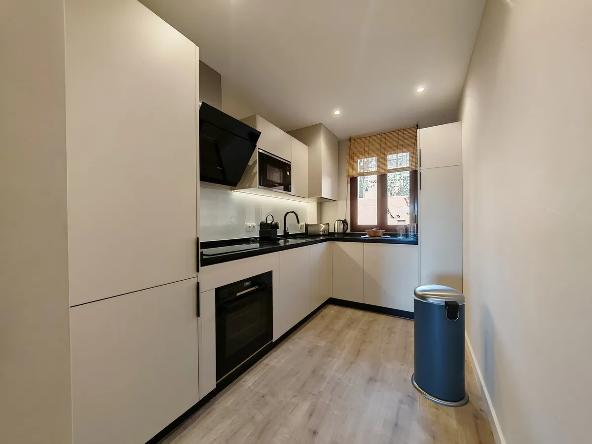 d1bd5ee5-610c-44ee-b8db-5077849c33c6