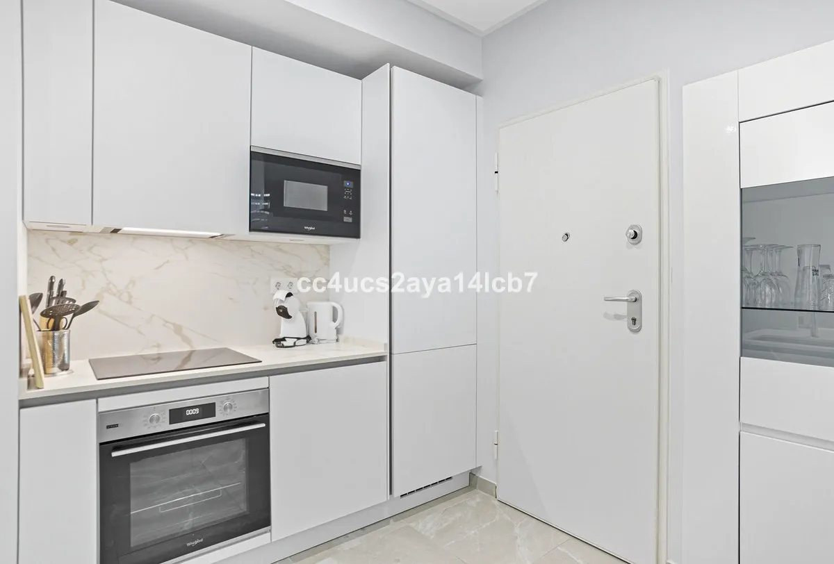 ed3daff9-e1ca-4884-93d8-5b6a2992dc1d