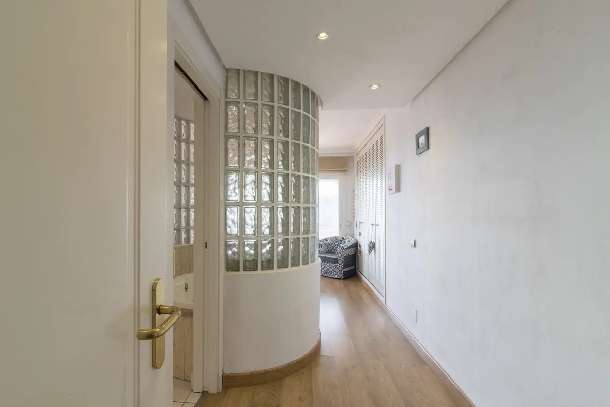 13286012-12a7-4485-b307-d1df25f8f8d8