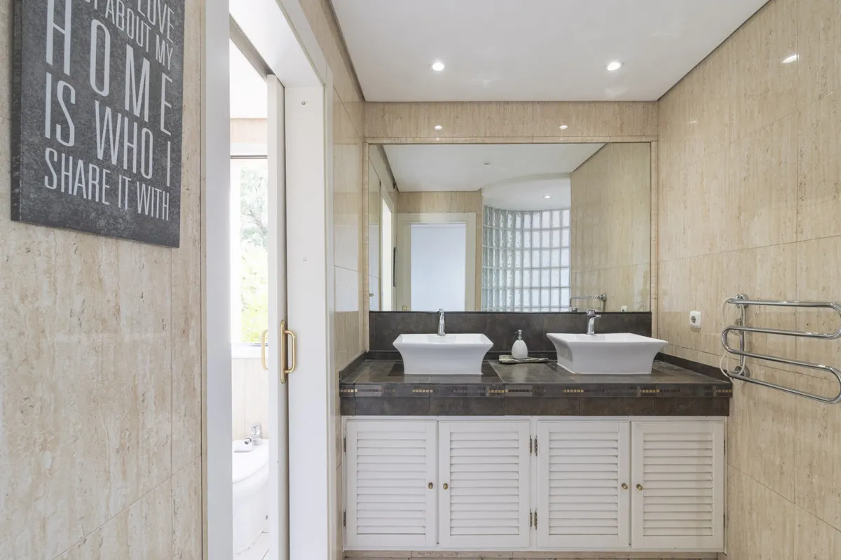 82f9c434-668c-4382-8b39-56dc122d007c