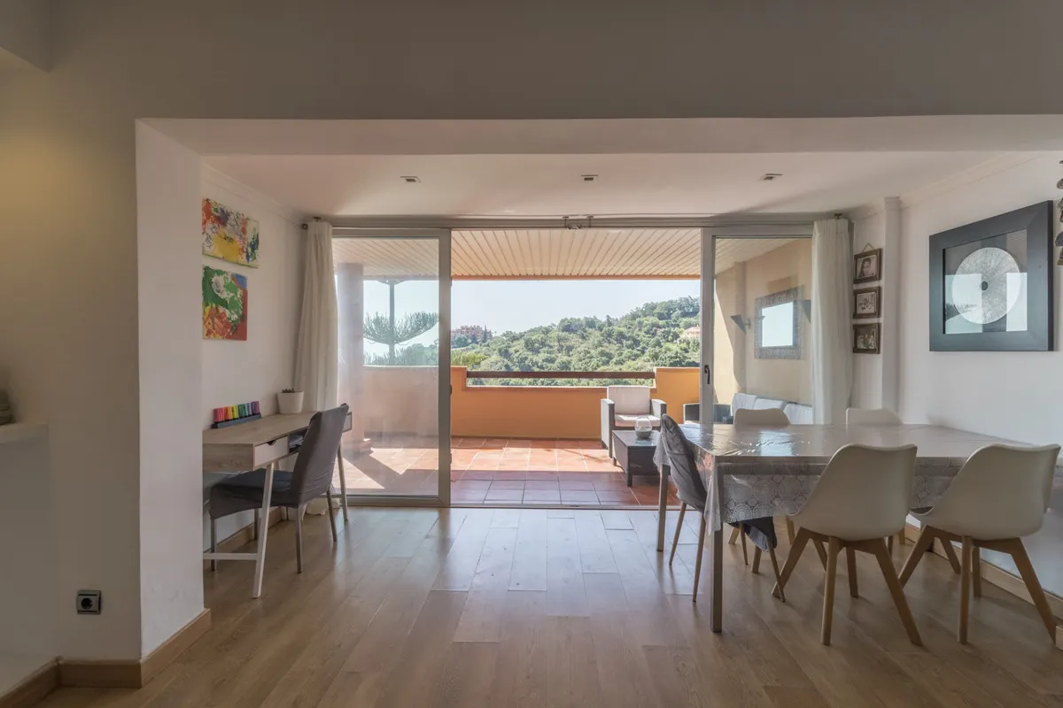 9ab19b69-a195-4b14-968a-1f9cc12b0c06