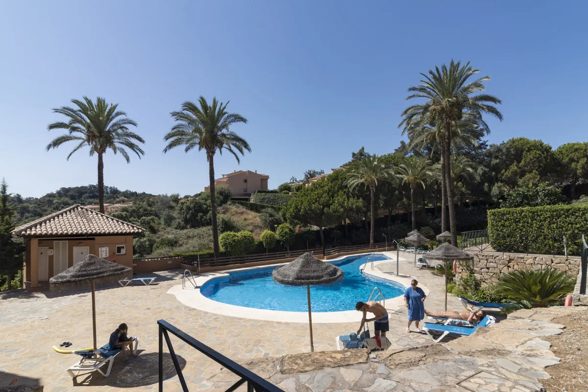 adac322f-a46d-42eb-80de-c3287cfd913e