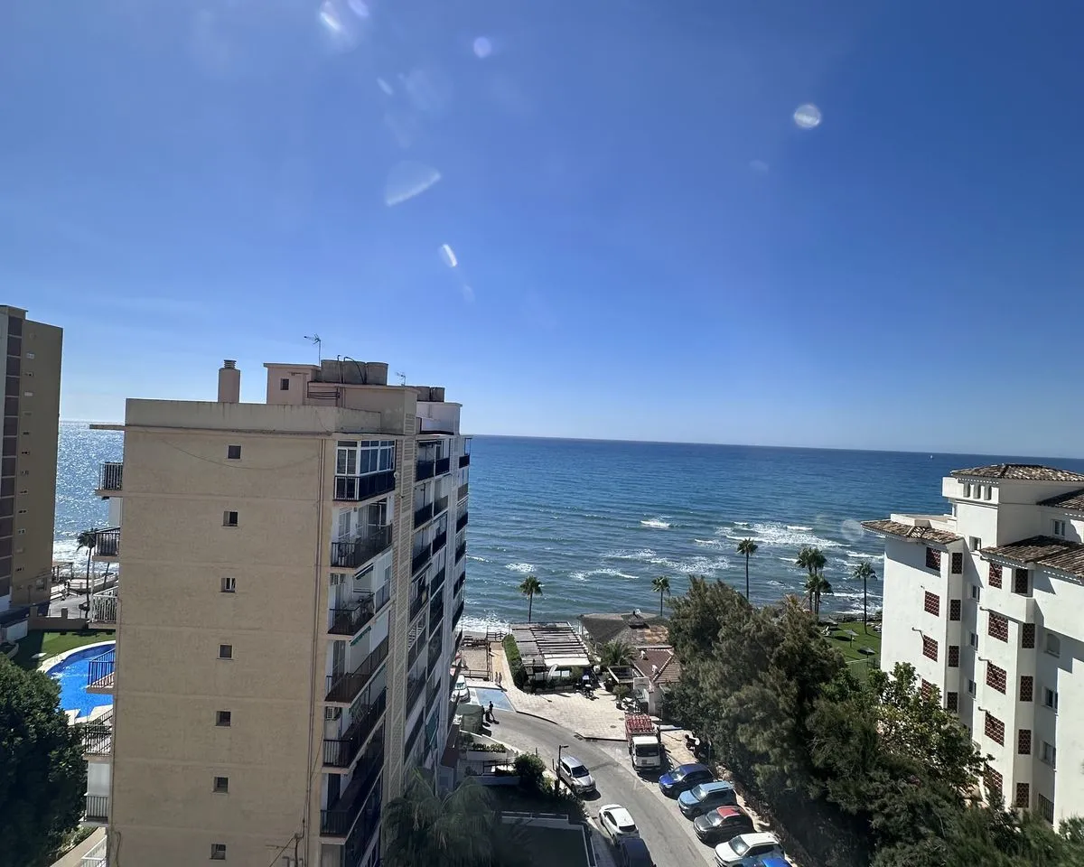 65b2bab7-2392-405d-983e-26a3ad499b38