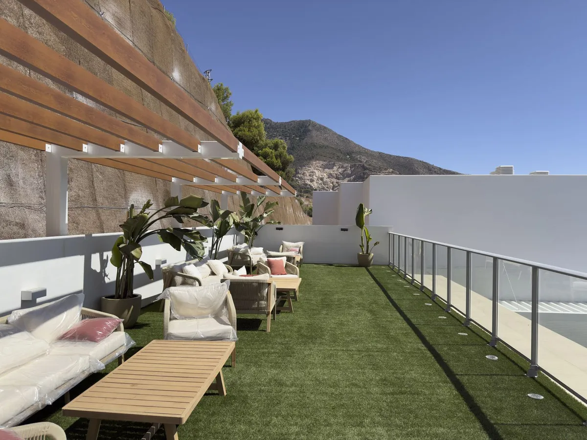 9900bf6b-fced-4849-a940-0ca6067442d7