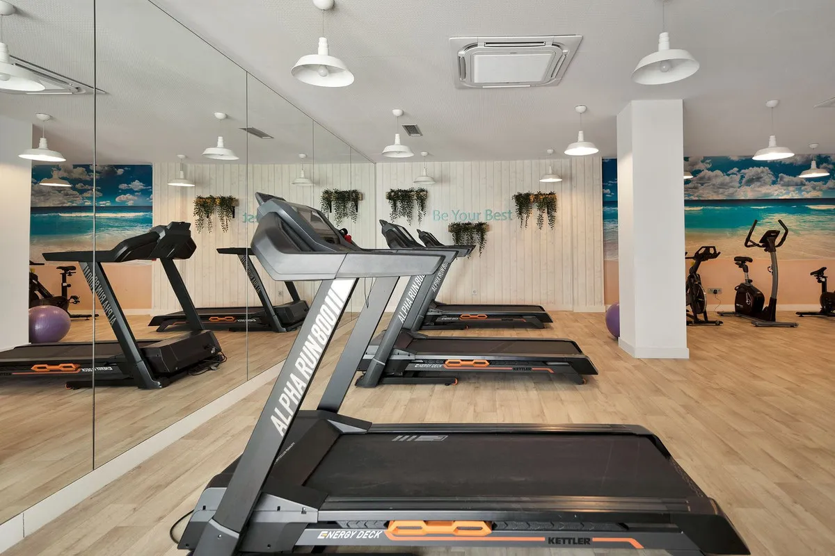 e8c0ed77-8d42-4991-bc5b-c2d3d56837d5