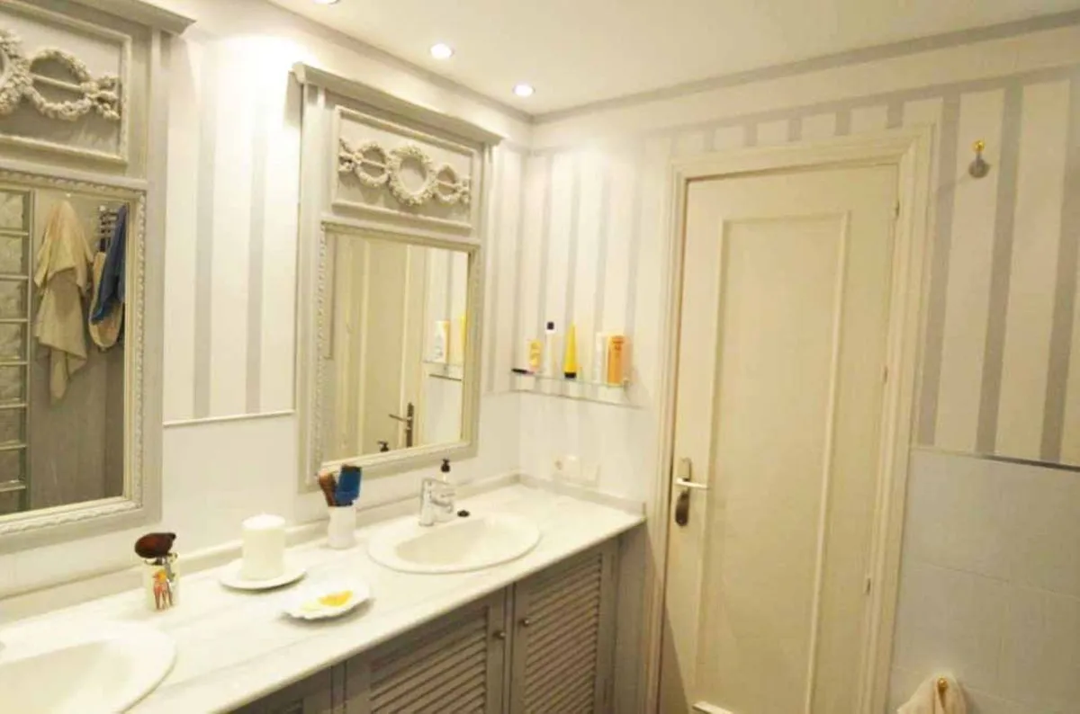 39308685-f6d3-4ebe-91d0-1635e6d925fd