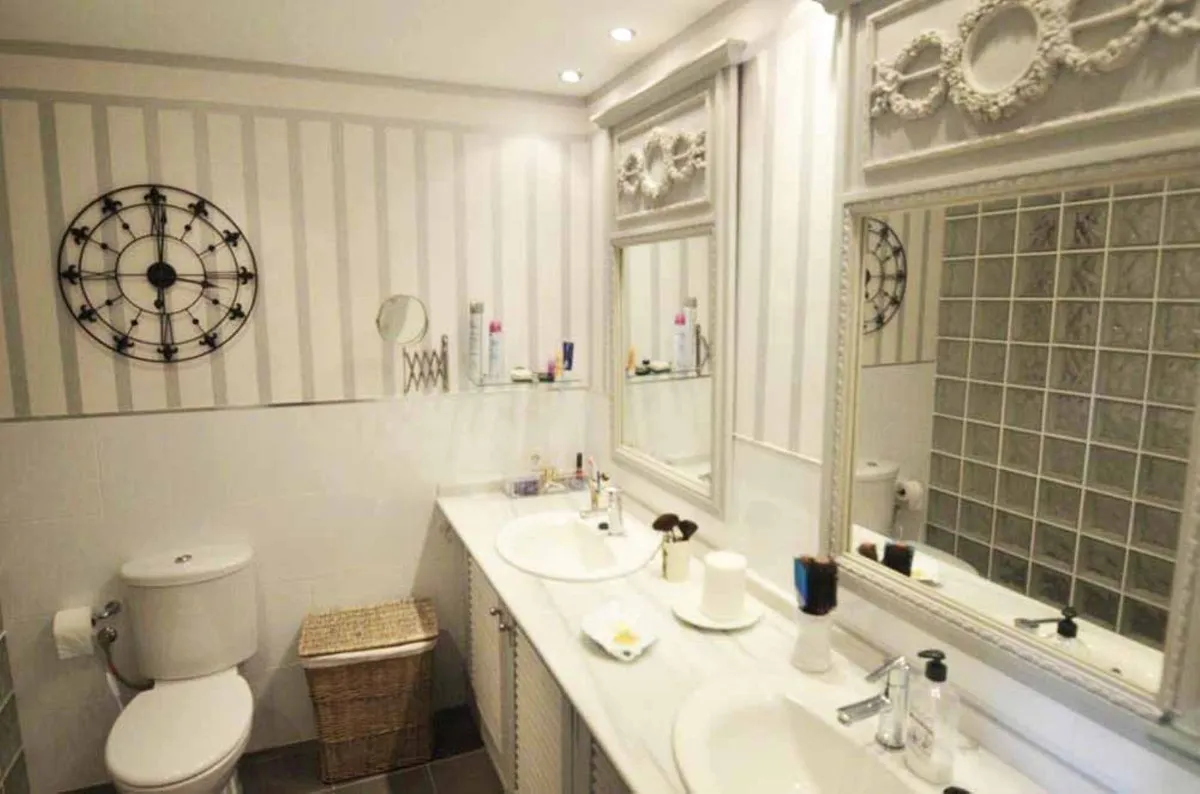 48bc03b6-893d-49f6-91c6-6f3ded2dfa18