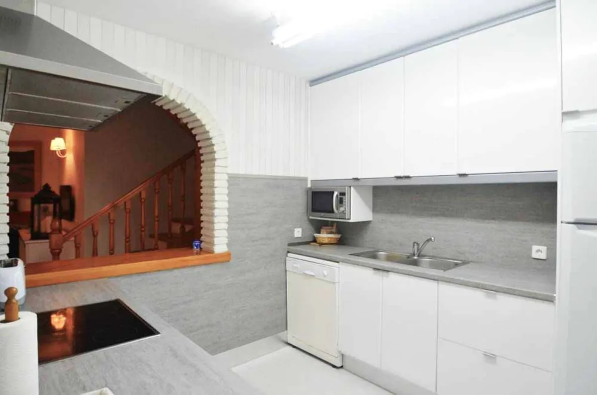 4b962d4f-6272-43fd-b86c-f2dead9aca26