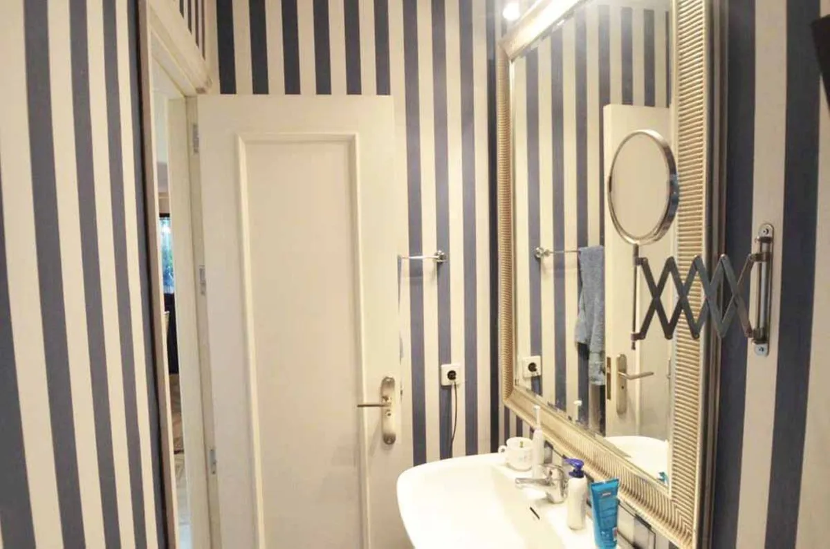 c9bbcceb-83cd-48e1-a8a0-c7a387759453