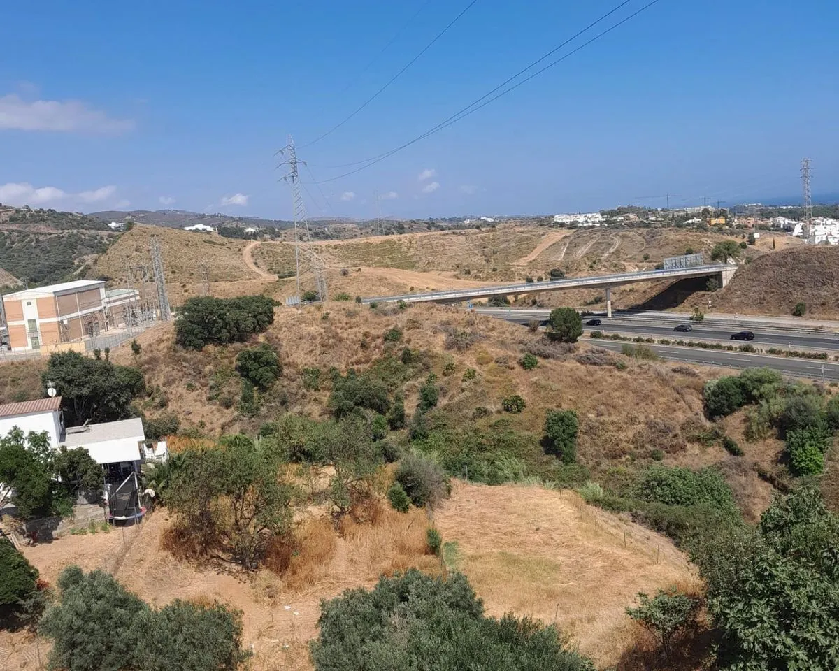 363e956e-a3ff-4266-9fb1-1a27dffbb900