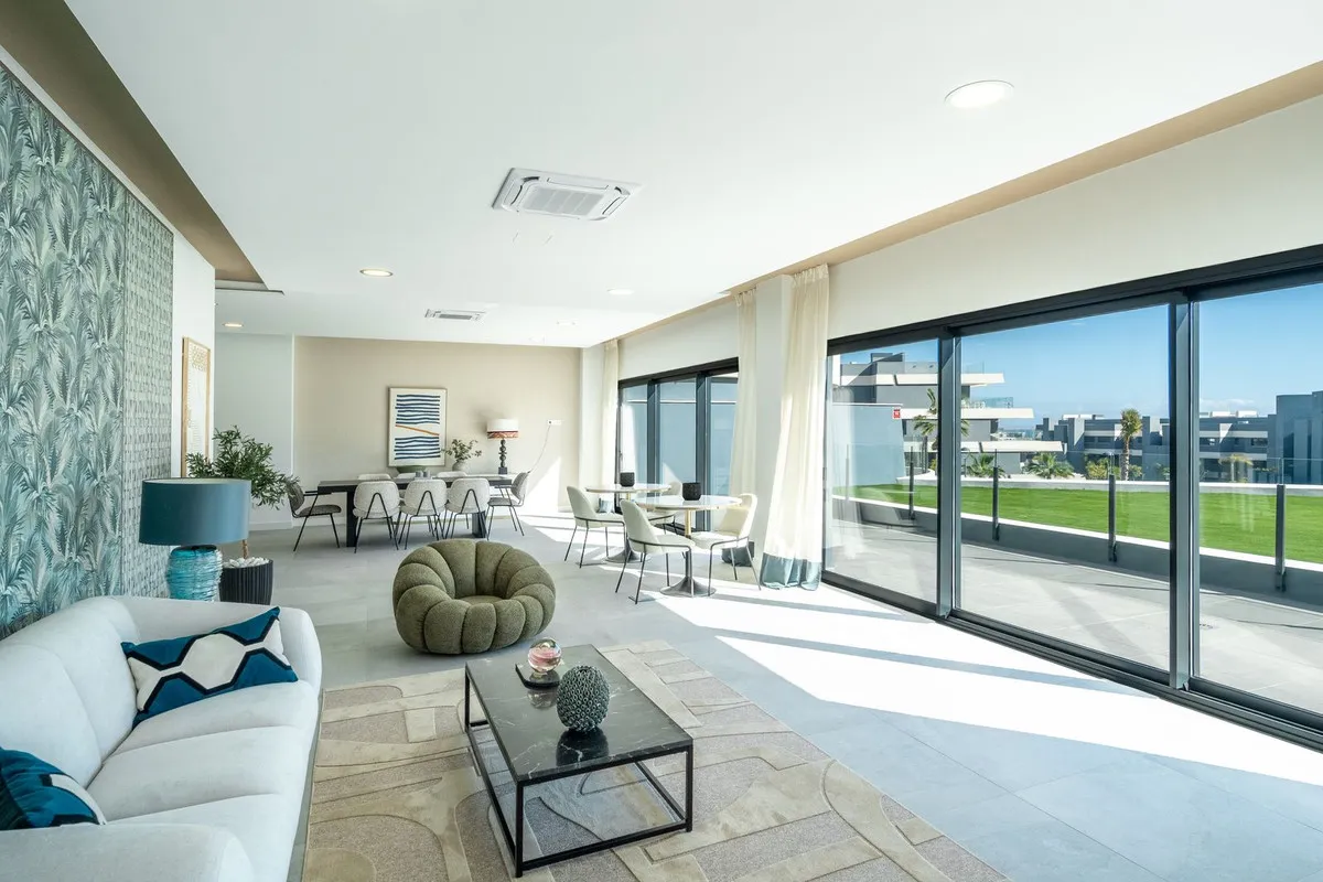 cc9a6385-ed96-4545-9881-7c620d1362fb