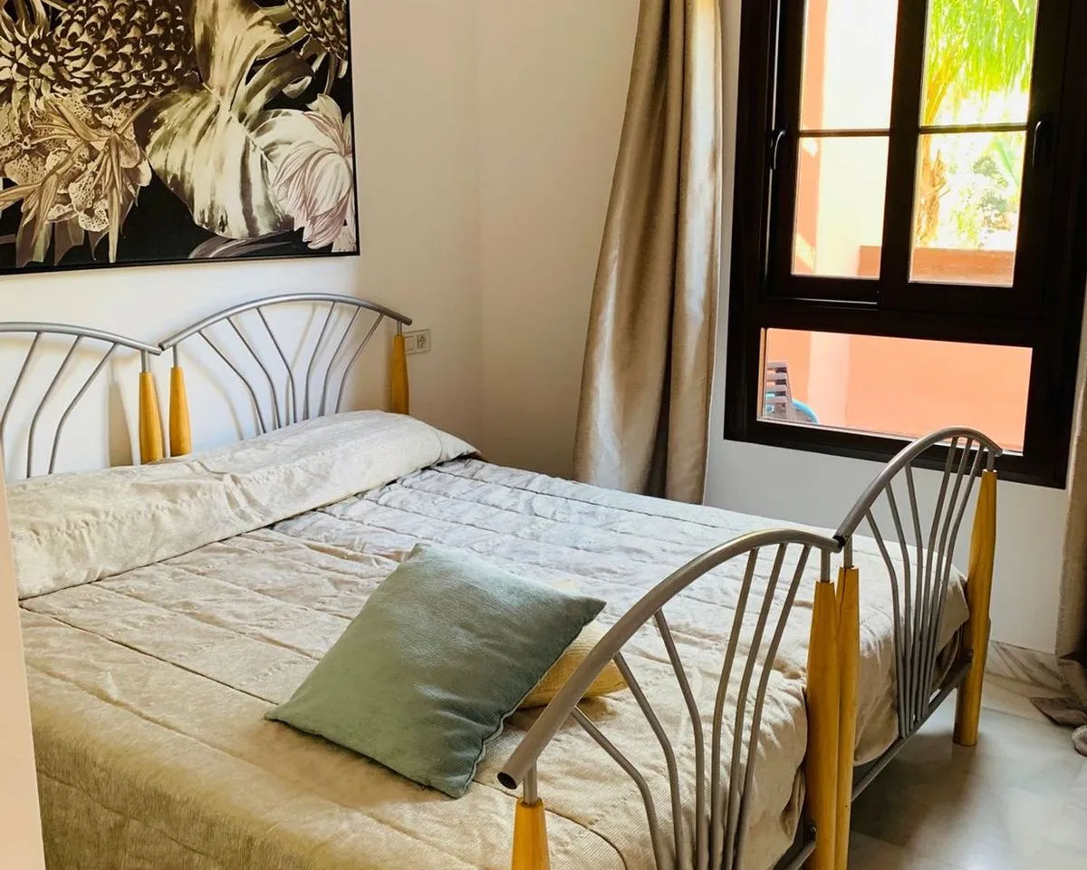 19bb83f1-f151-4c76-9cfe-0a0c815c2311