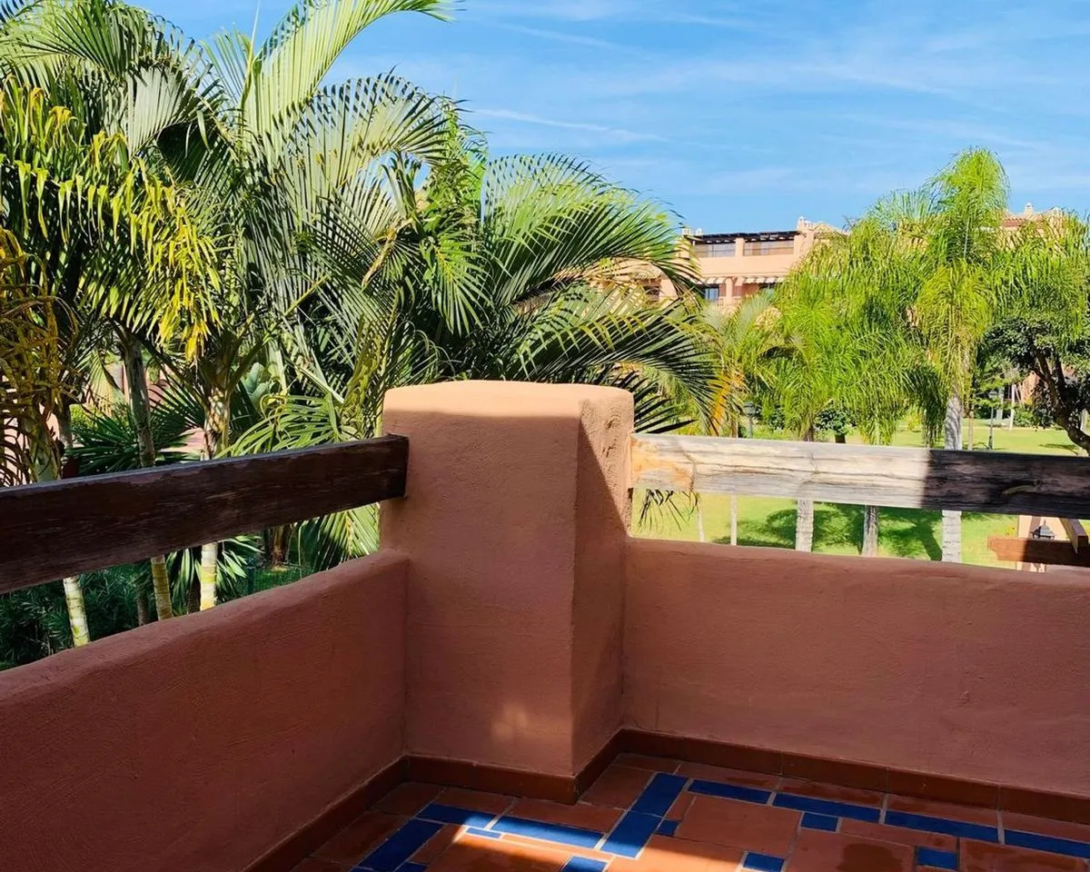 2c610958-5f39-4f80-970c-80329659aaaf