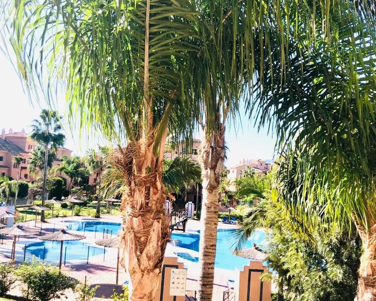 ea2a43cb-cc70-4e1f-9f35-bab978230c7b