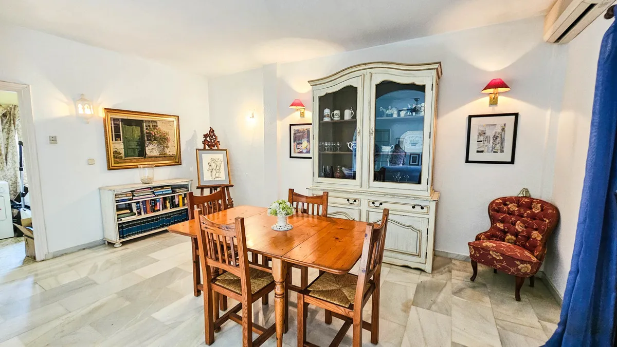 44430289-1d32-411d-880d-d35288254181