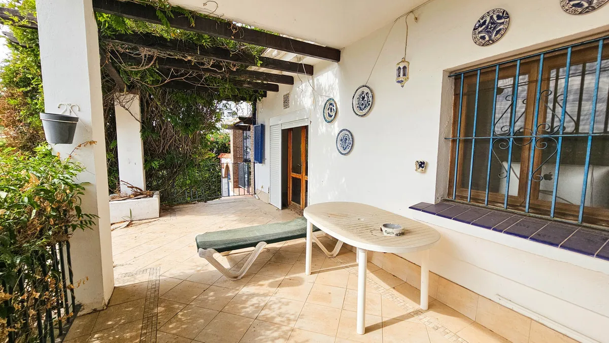 4a98c984-5f25-4b54-a85e-6cd9d72a11cd