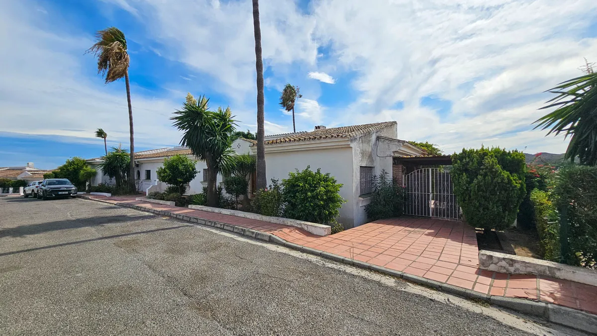 a6e170f9-e5a7-4ed5-8e45-95e45c61dbda