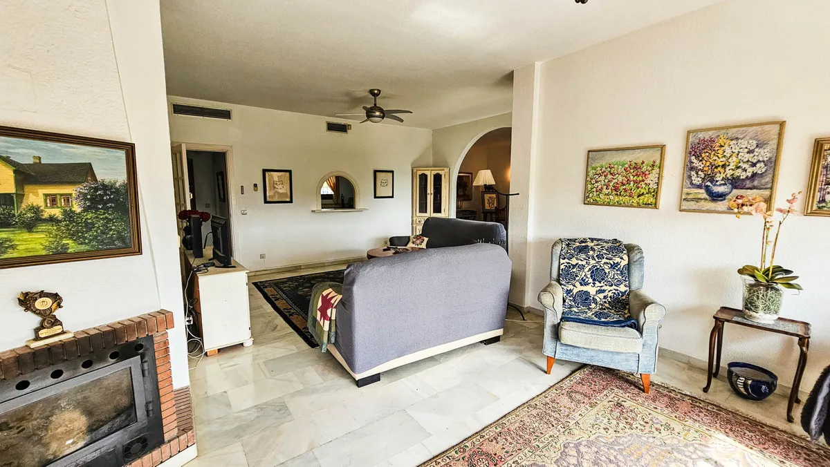 d8d4f067-284a-4799-b646-4f2f6e3267e6