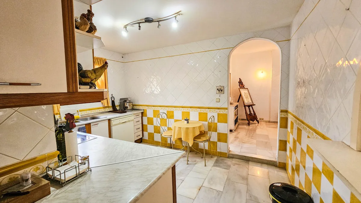 e22e3105-58b3-4d08-9970-8771b7989294