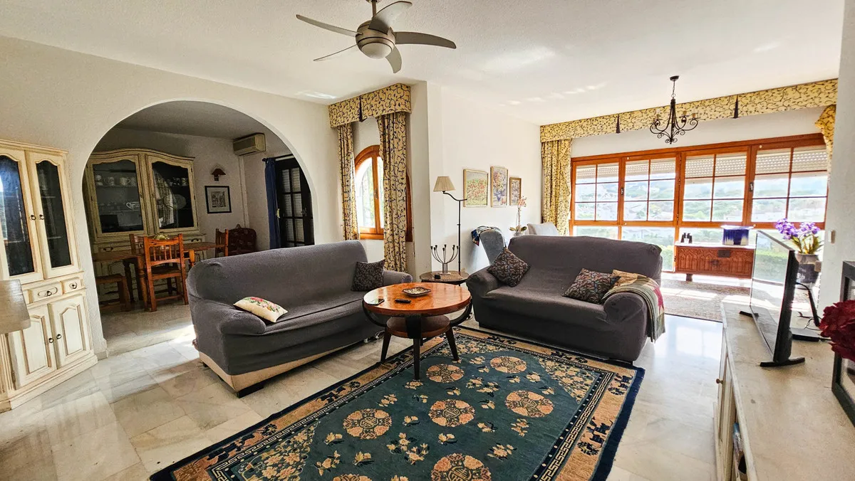 f5619c7d-fa87-4695-a5c9-f6ed62b5afa0