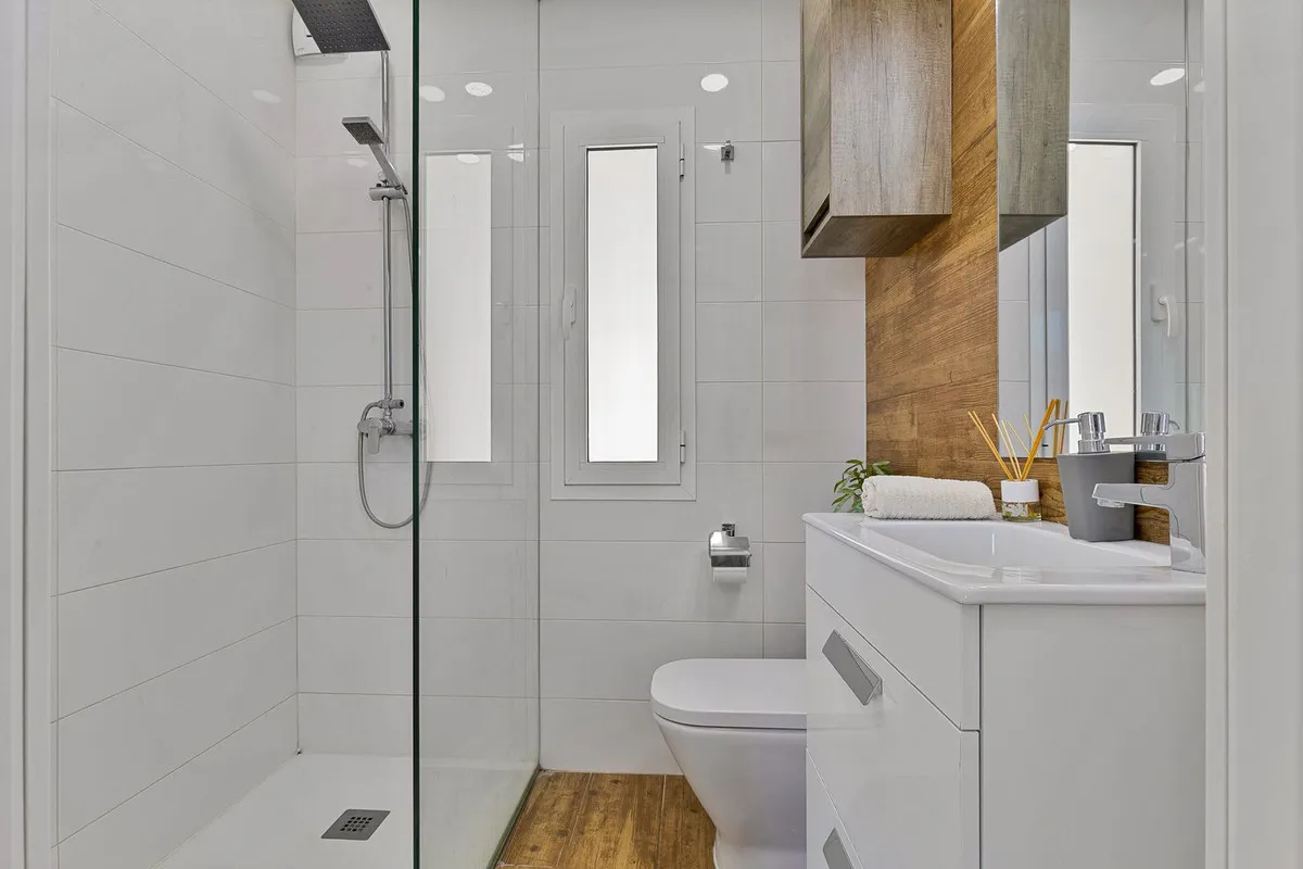 053e7782-35e6-42ba-93e2-031392ab5484