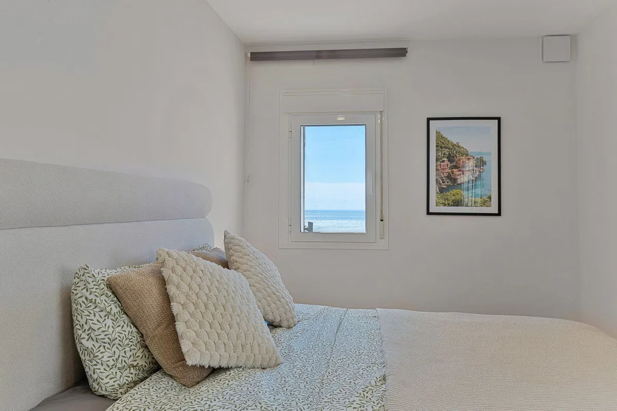 9783552e-ede1-4da7-8bcc-8b33b3dacb7e