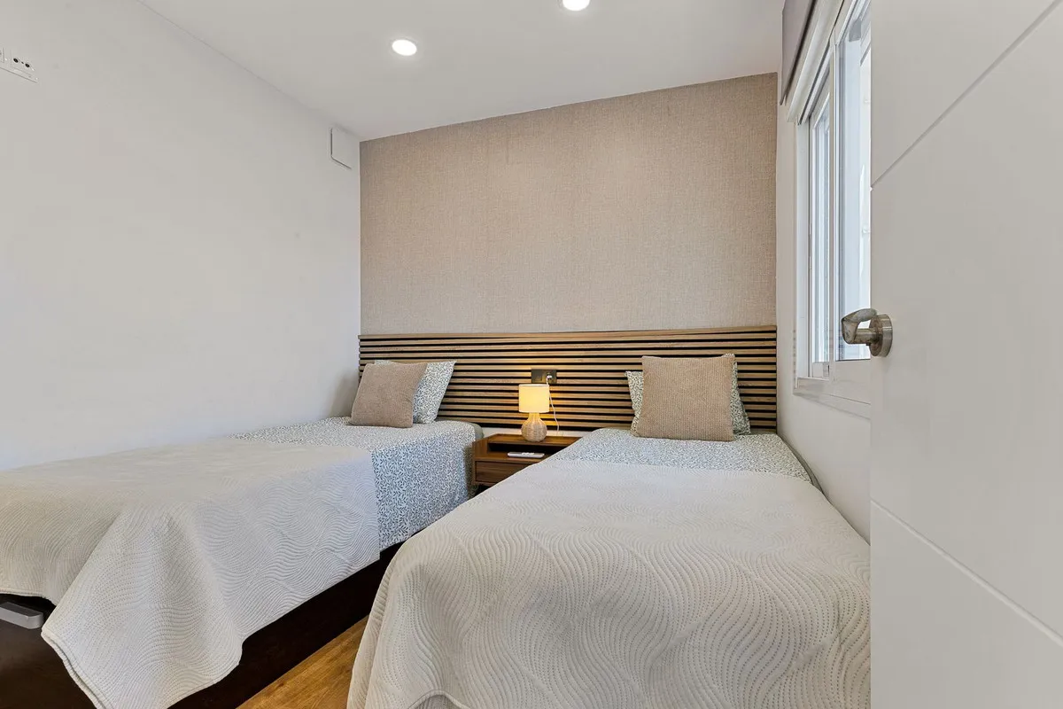 eed875c9-a9dc-44cd-b336-574dd5a707c5