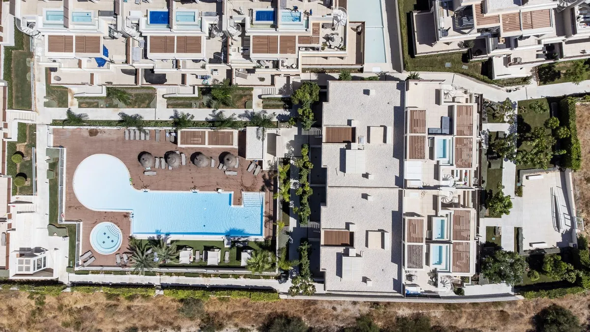 808d075a-342c-46f3-af1d-3e6c9c5398d8