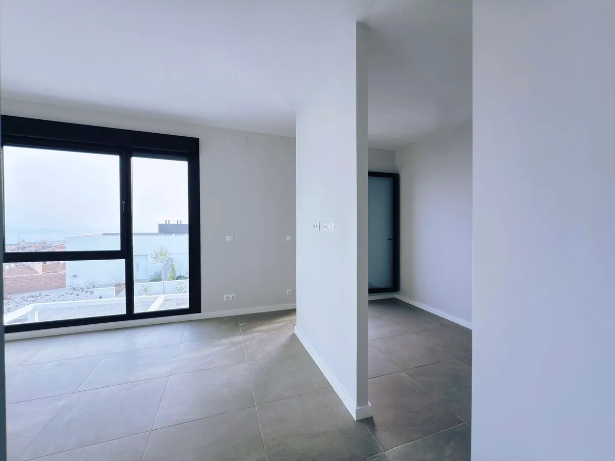 53150e34-6b1f-46ab-98fa-bd5c775dbe0f