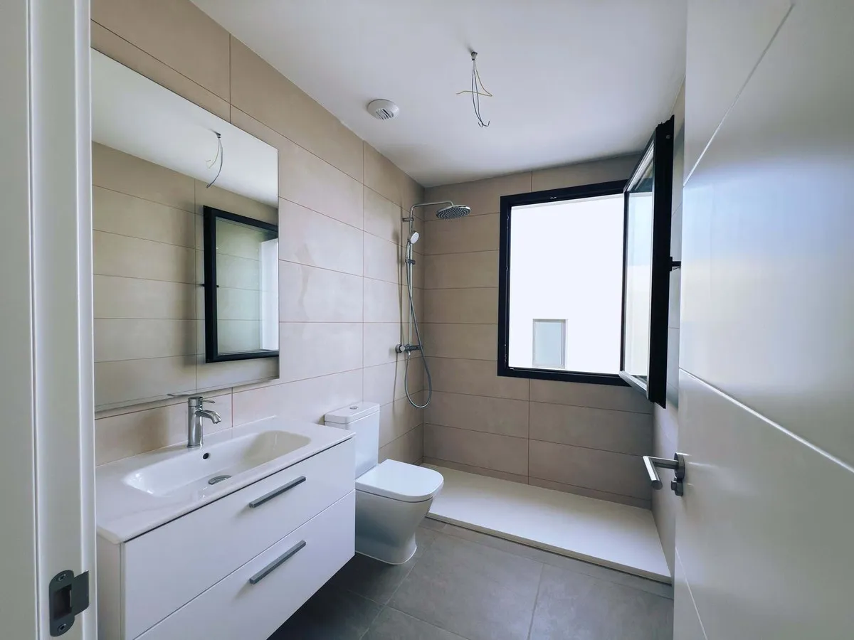 6ae34f2f-d898-4094-b9b8-a9c3ad9cca58