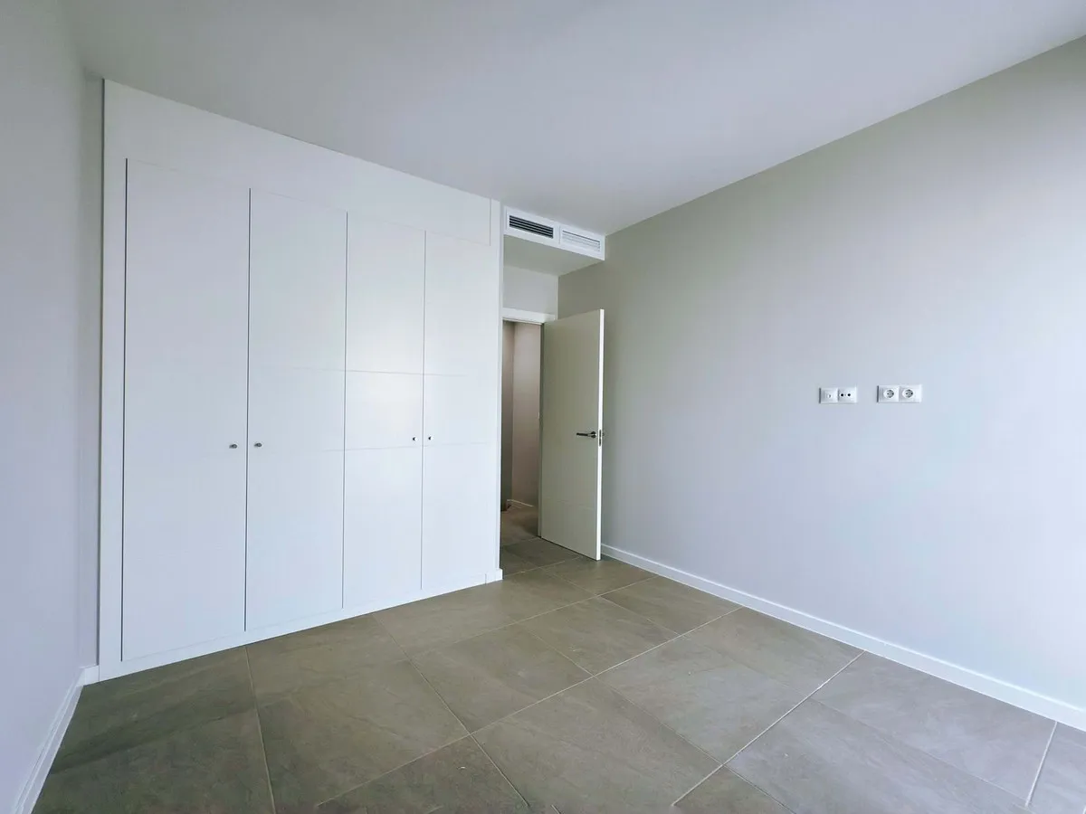 840f8a16-1f47-41e5-9a8a-4a8561d65d5f