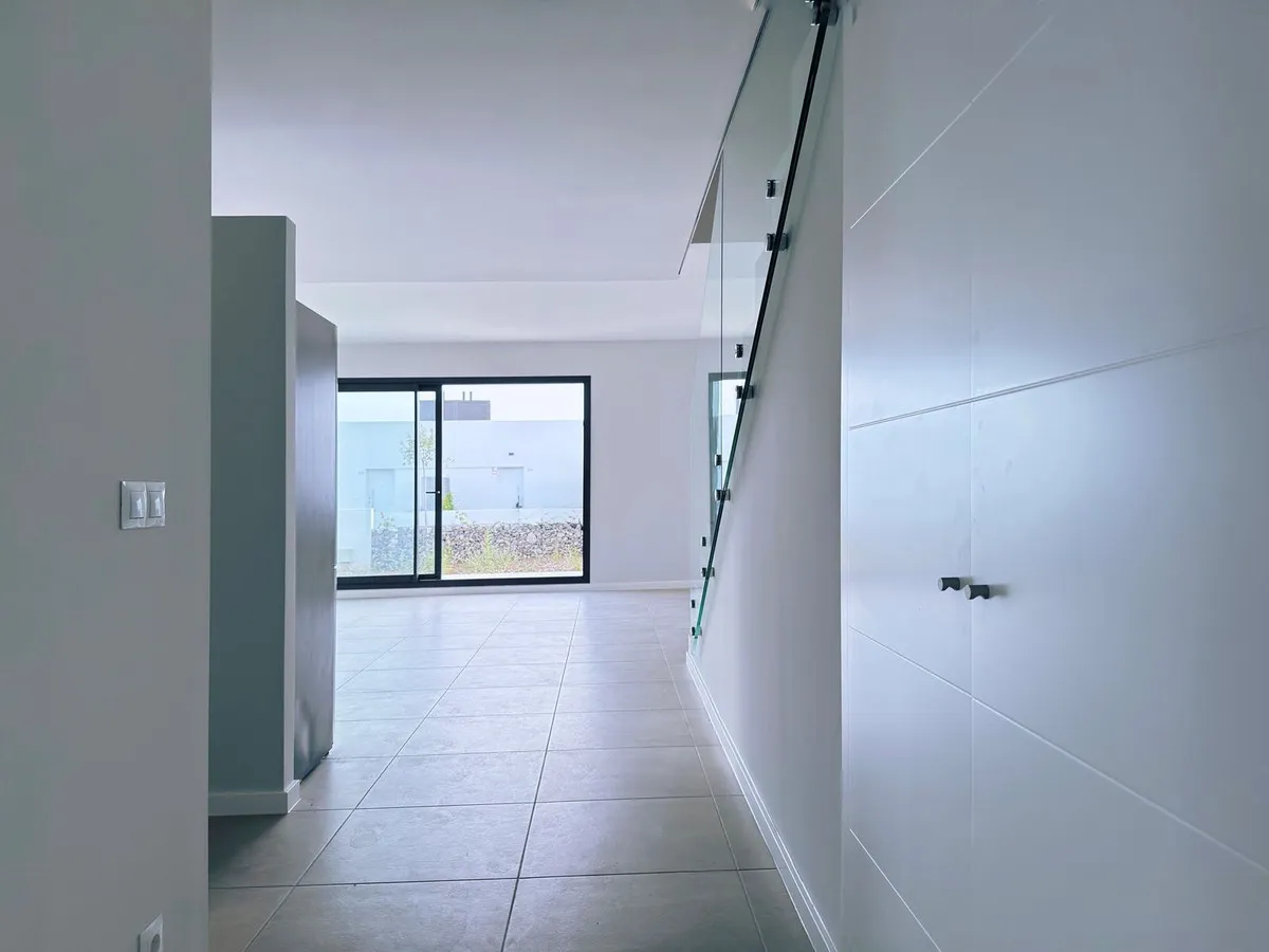 f99155c0-926c-4fb8-a4f5-ad8d6bb5c645