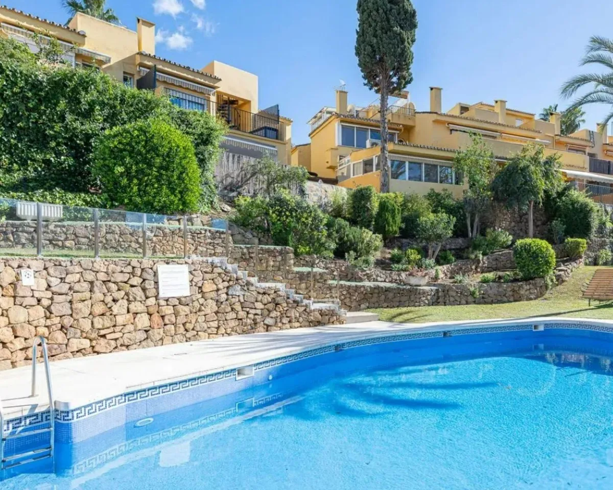 0374a34f-4814-4f97-b0f9-7bcef3300bd3