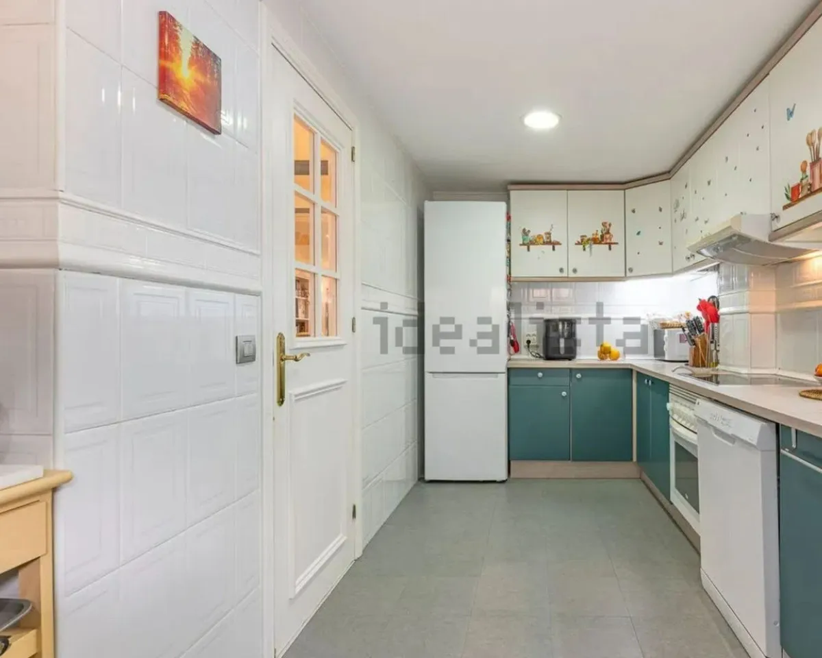 2b384319-68e9-490d-a0cd-1dfb4192229b