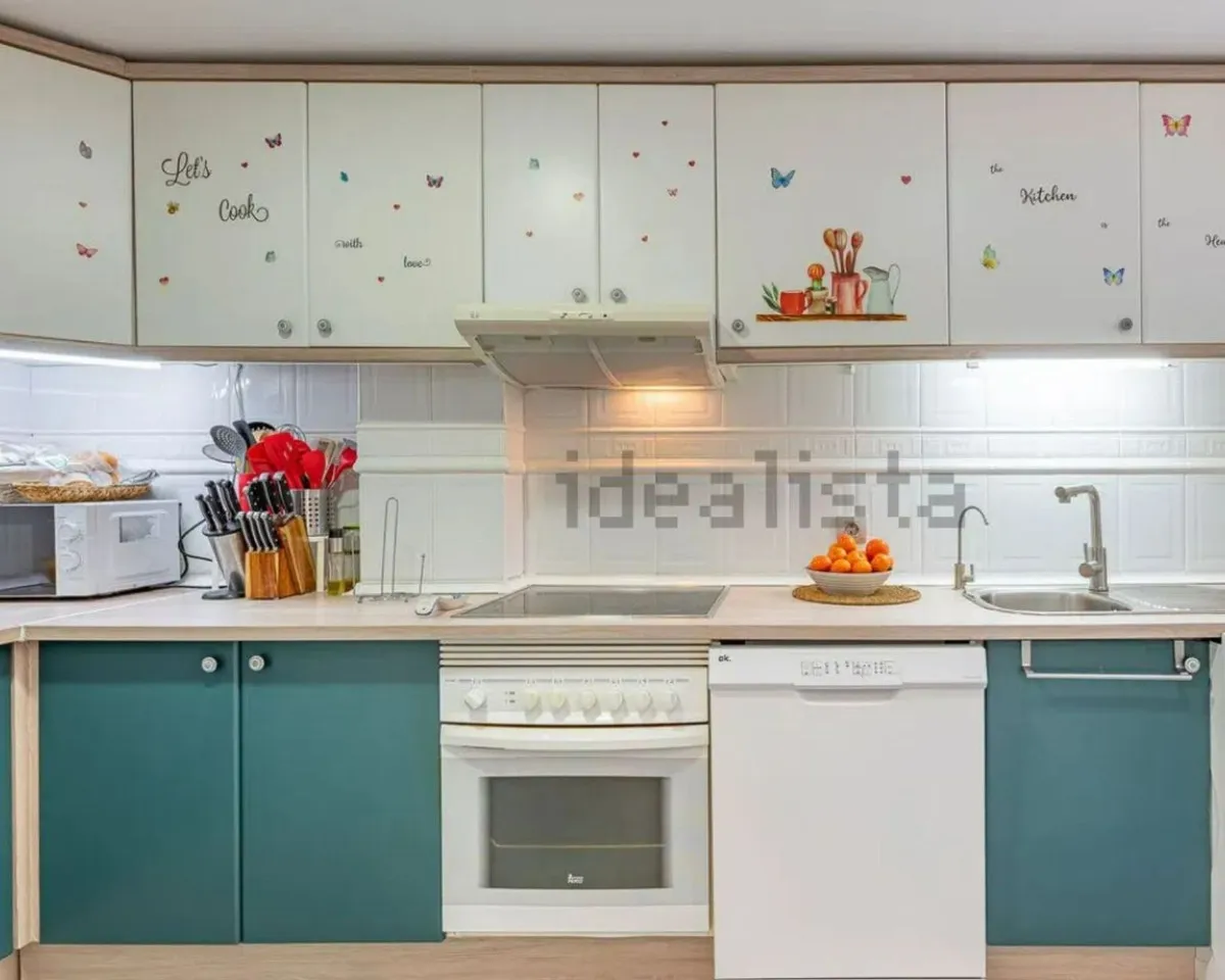 47eb7b33-a9a4-404e-880e-aa7586b95070