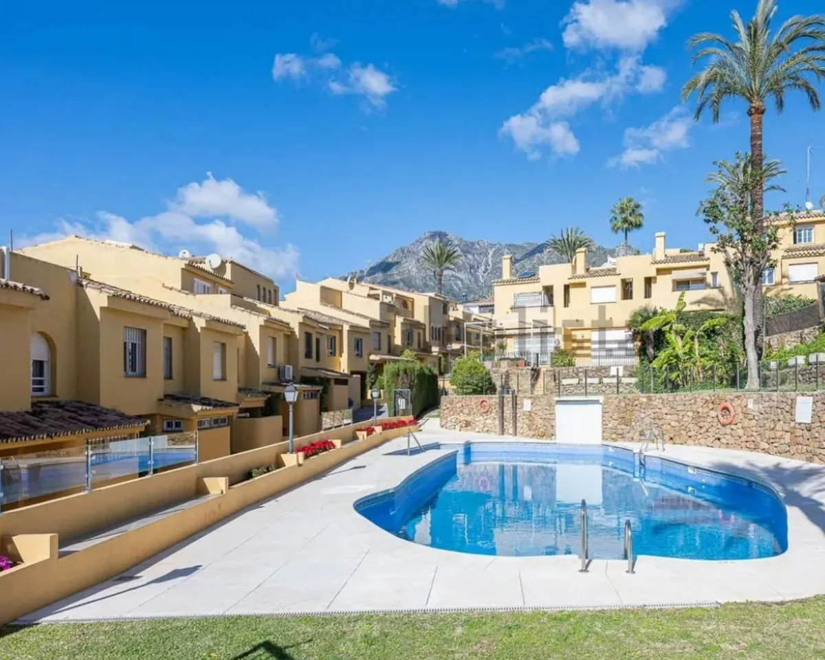 8ccbba3d-aad3-4627-8e4a-3ffe40174c1b