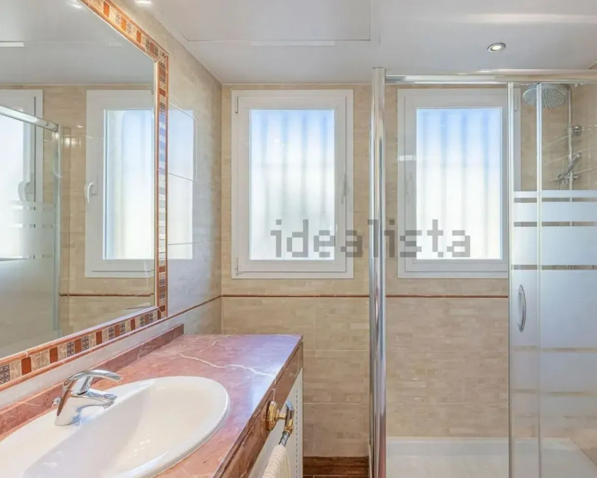 c7982e16-2591-418a-b357-ebb7dadf48c2