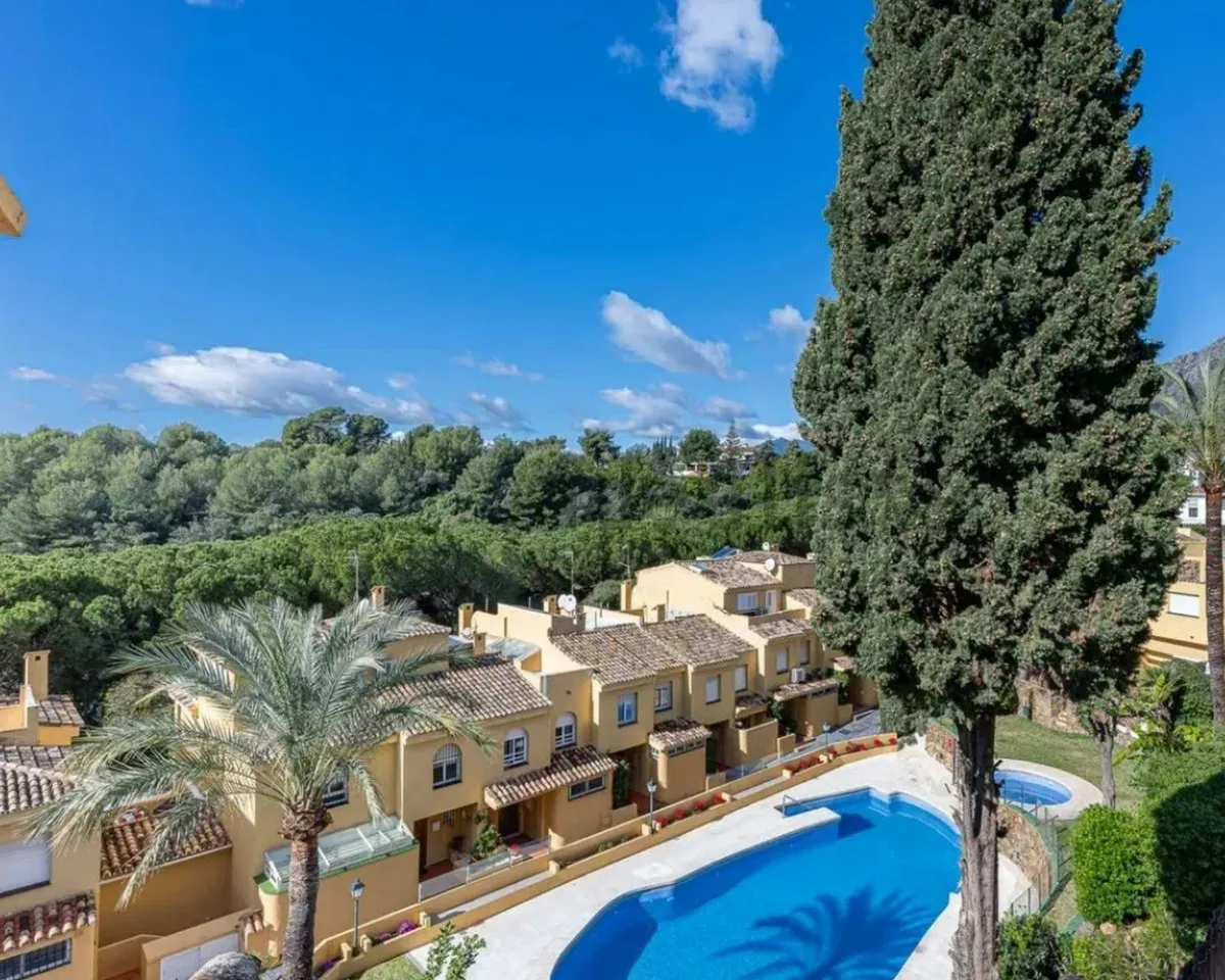 f98fcbe2-a4c3-4aae-b870-60812d2c6585