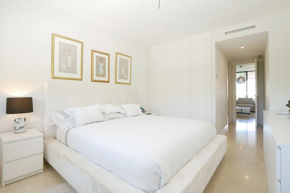 35c4b523-1f4b-479a-a46c-9f5b0cde3521